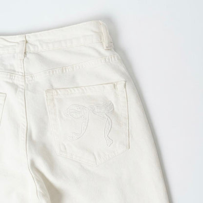 White Jeans White Bow
