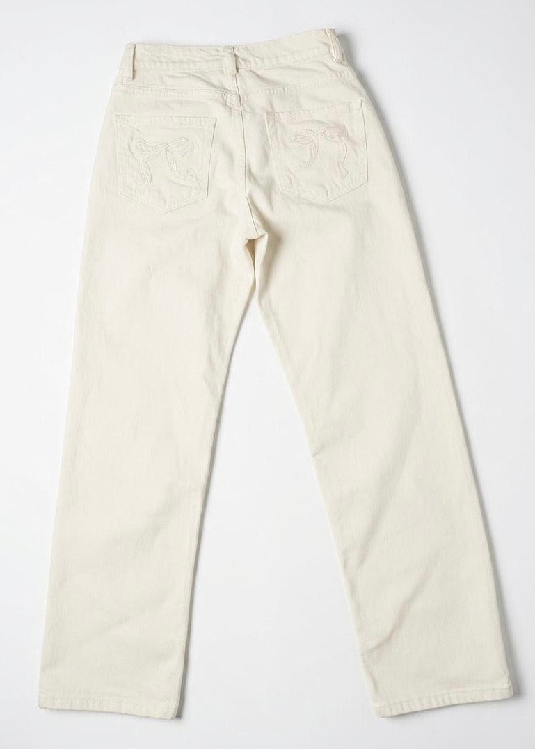 White Jeans White Bow