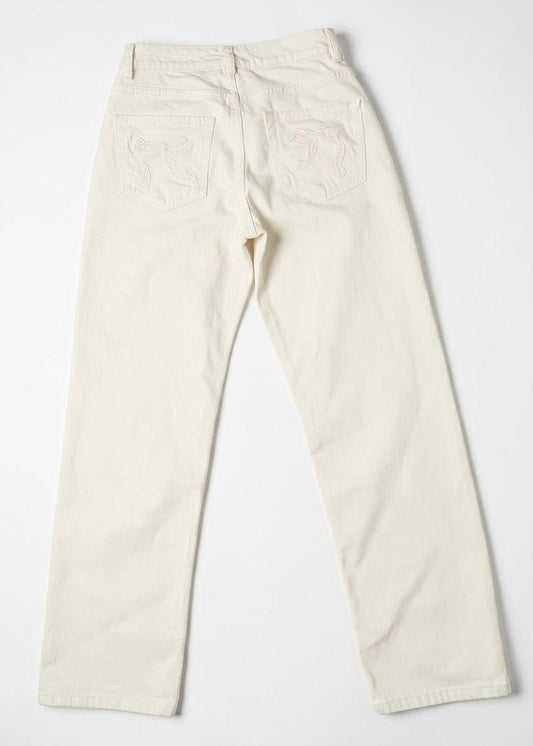 White Jeans White Bow